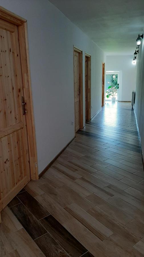 Noclegi U Przewodnikow - Zwiedzaczek ลูบาฟกา ภายนอก รูปภาพ